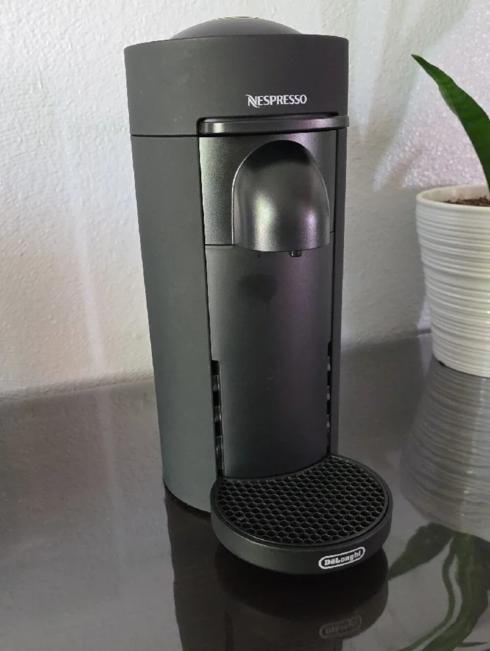 Nespresso Vertuo Plus Machine